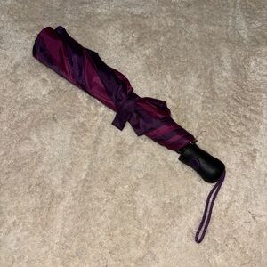 totes Foldable Two-Tone Purple Umbrella